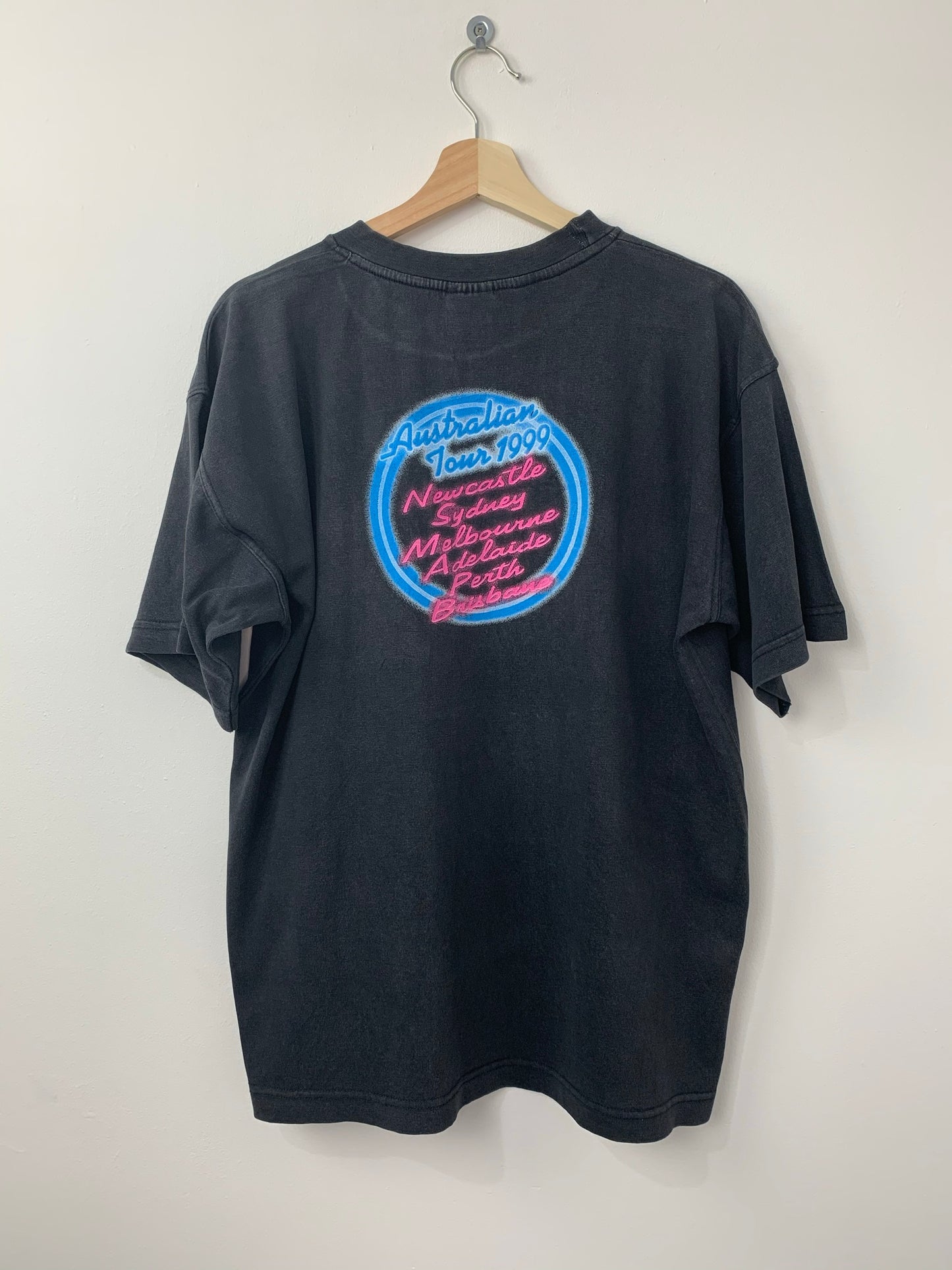 Vintage Happy Days The Arena Mega Musical 1999 T-Shirt