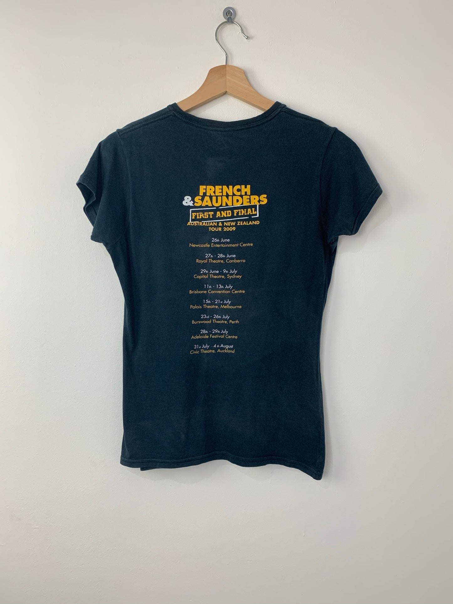 French & Saunders F & S Still Alive Australian / New Zealand 2009 T-Shirt